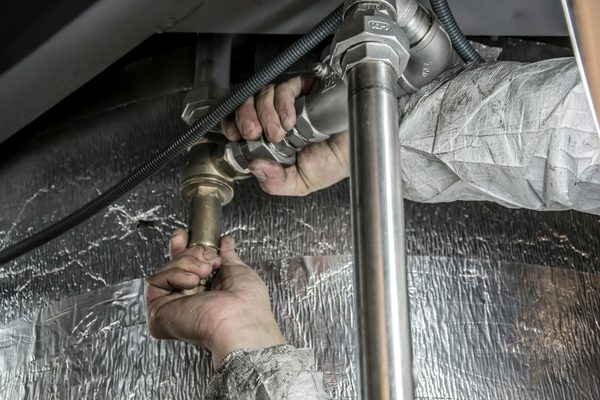 Débouchage de canalisation à Neuchâtel : vos solutions efficaces